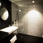 Ibis 3*